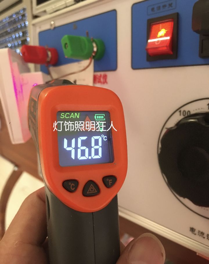 yeelight凌动开关超薄,yeelight凌动智能开关普通灯