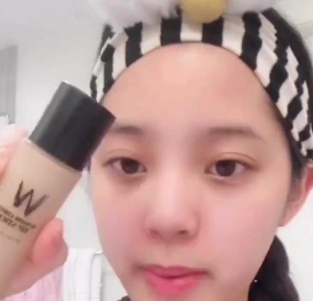 戚薇代言的粉底液,戚薇最便宜的粉底液