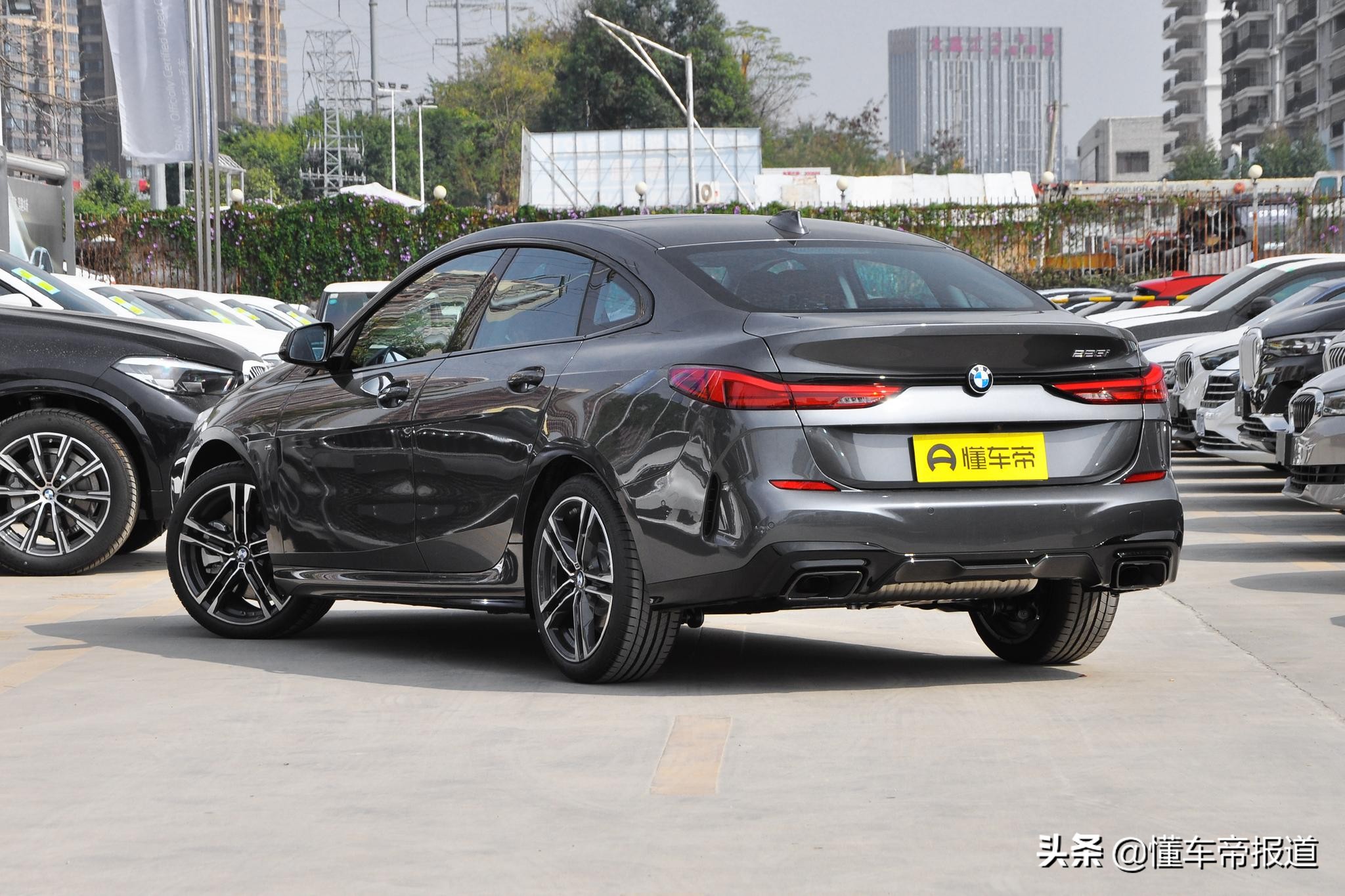 宝马2系四门轿跑试驾,新车宝马旅行版