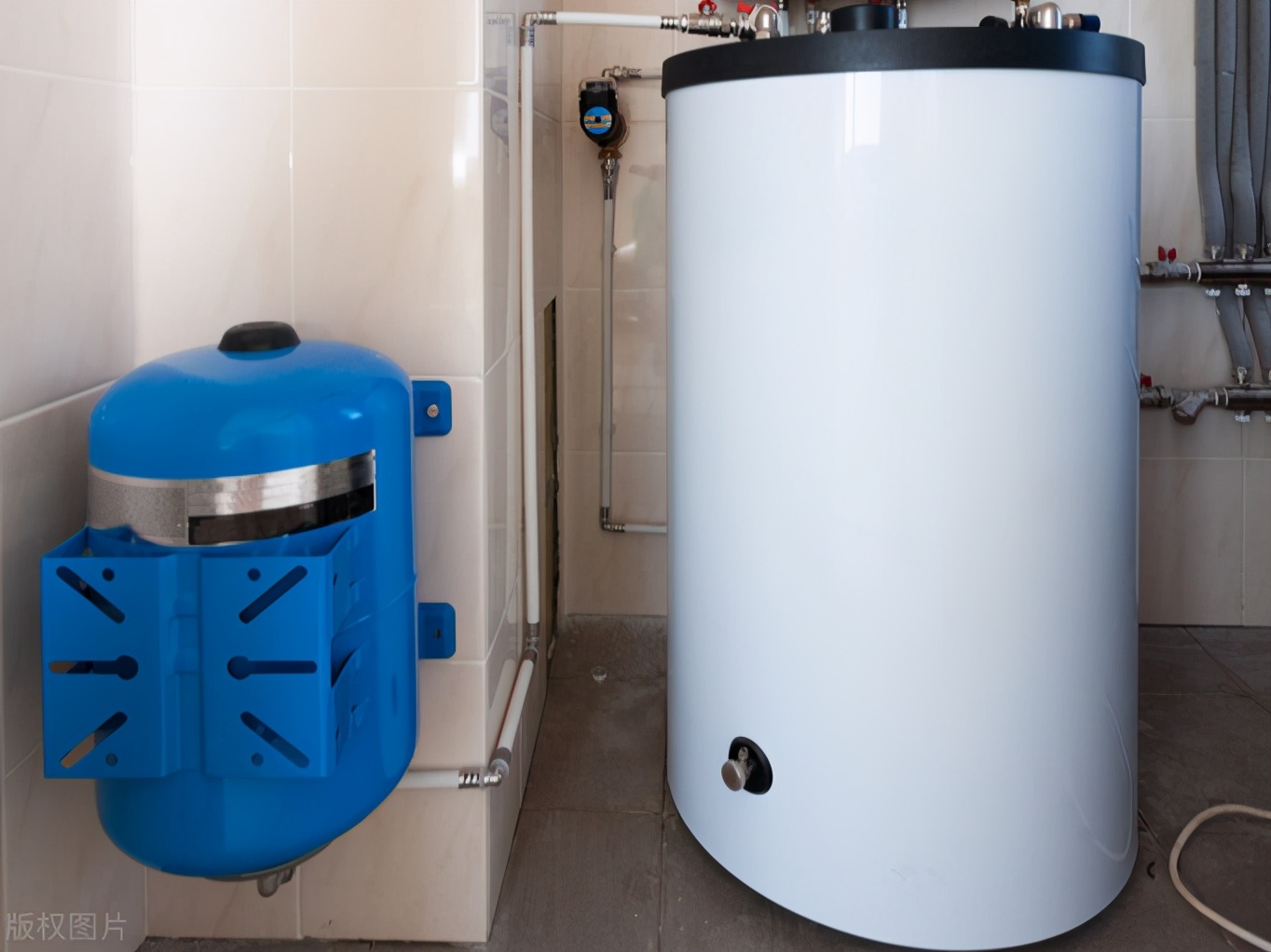 口碑最好的空气能地暖空调一体机,热立方10匹空气能地暖空调一体机