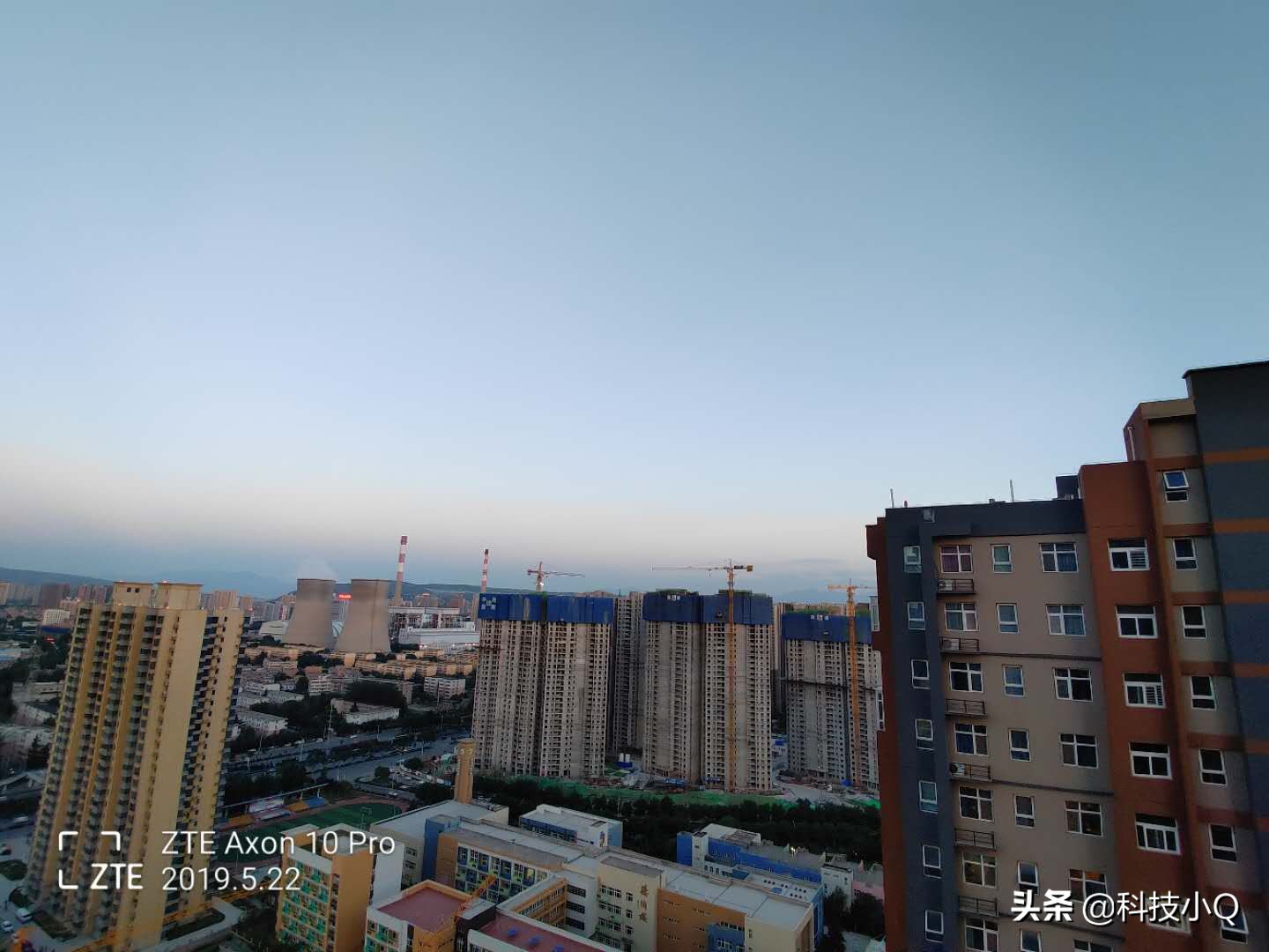 中兴天机axon10pro深度评测,中兴天机axon40pro测评