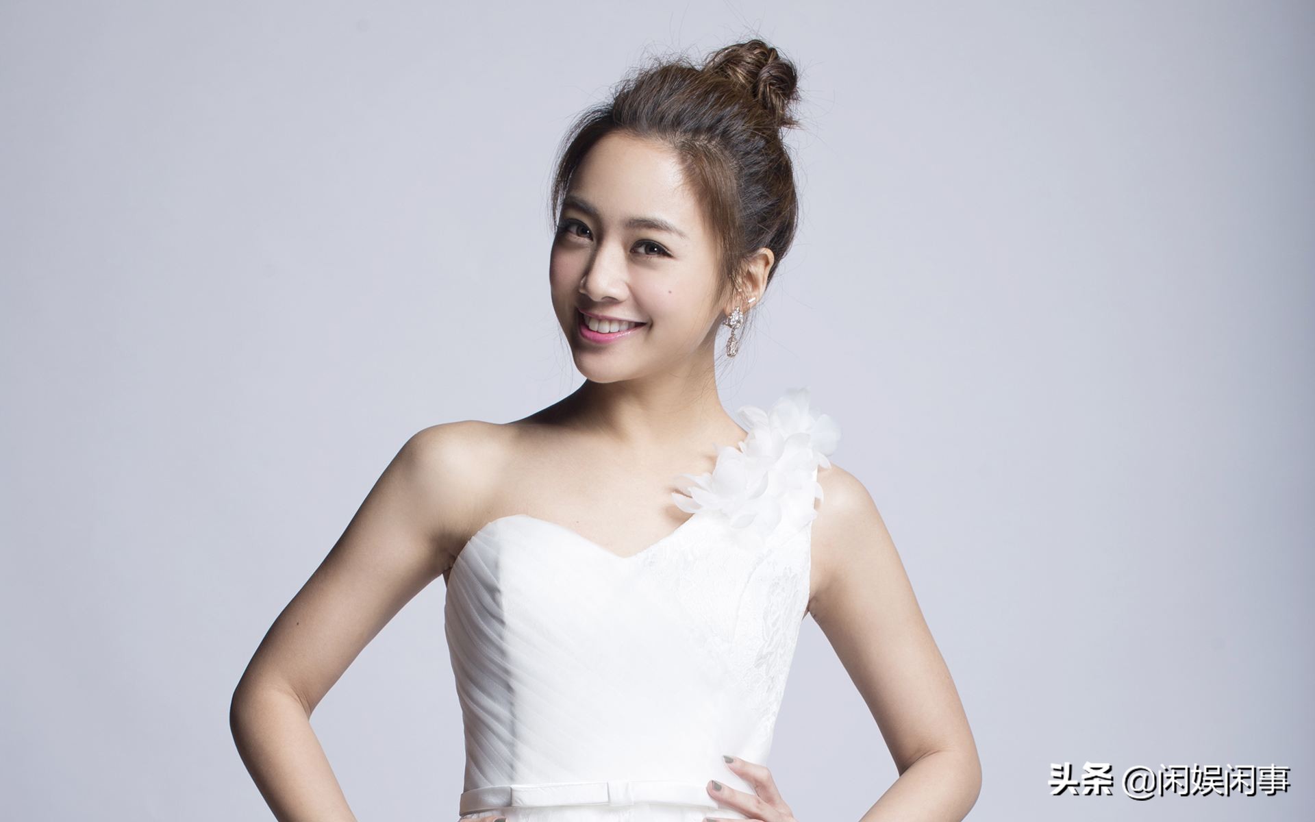 坎坷的鬼鬼：母亲不给生活费被迫出道，孝顺沦为“自动提款机”