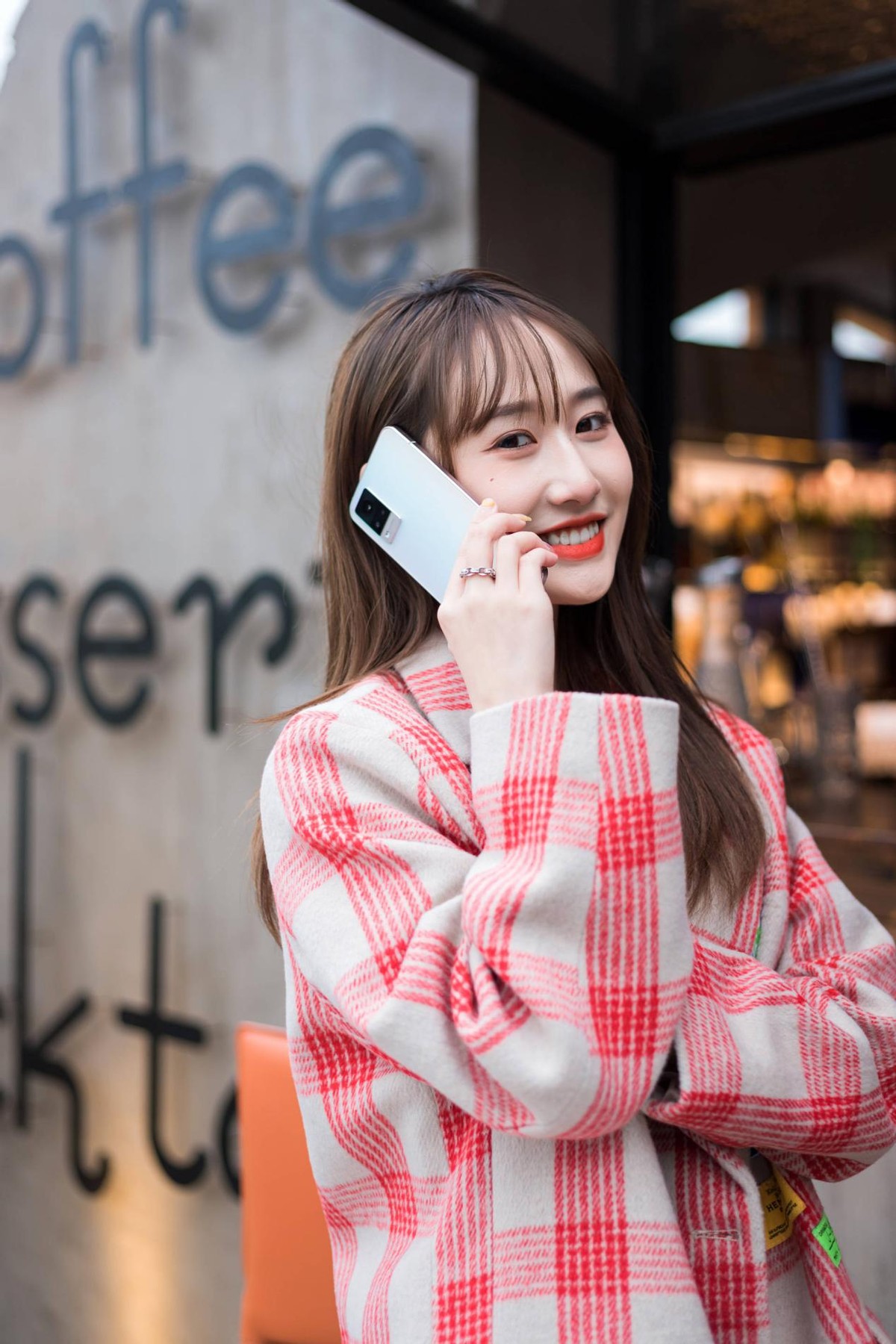 vivos9褒贬不一值得购买吗,vivos9现在还值得购买吗