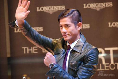 男发两侧不露头皮修剪技巧,男生发尾干枯分叉怎么剪