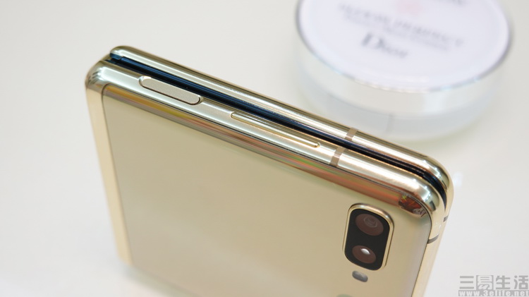 三星galaxyzflip4横向折叠评测,三星折叠屏zflip3与华为折叠屏