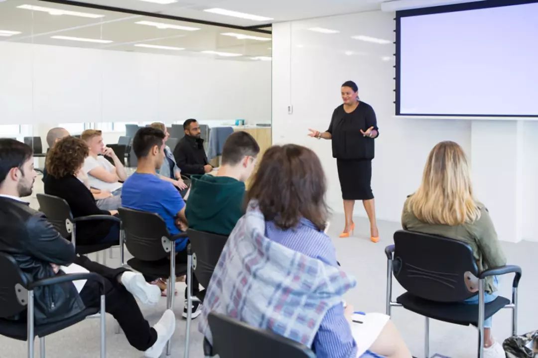 外国留学生回国蓝翔技校,蓝翔技校考世界名校