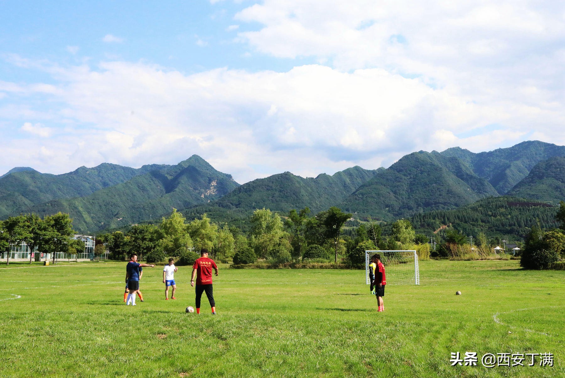 小足球大梦想创意,全国青少年校园足球夏令营陕西队