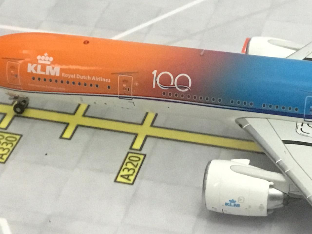 aviation波音777模型,航飞直升机模型