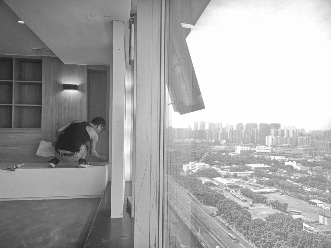 简约开放办公区设计,郑州办公空间设计风格