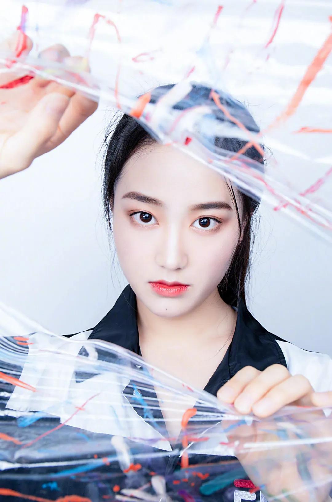 李佳琦力荐的爆款，时尚圈都在用的好东西，你有几只？