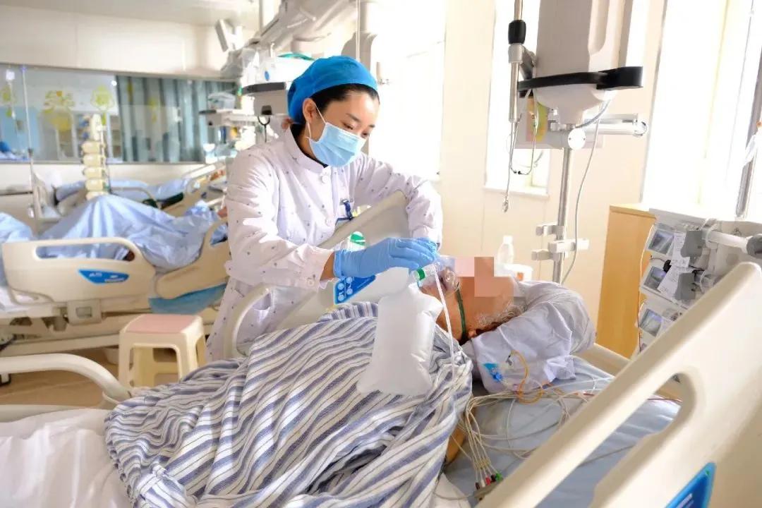 关心医务人员落实激励政策,关于进一步关爱激励一线医护人员