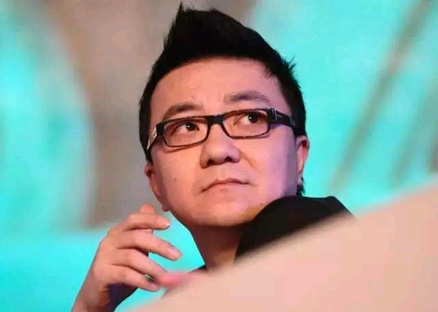 名嘴董路指出国足落后根源,足球评论员董路吐槽大会