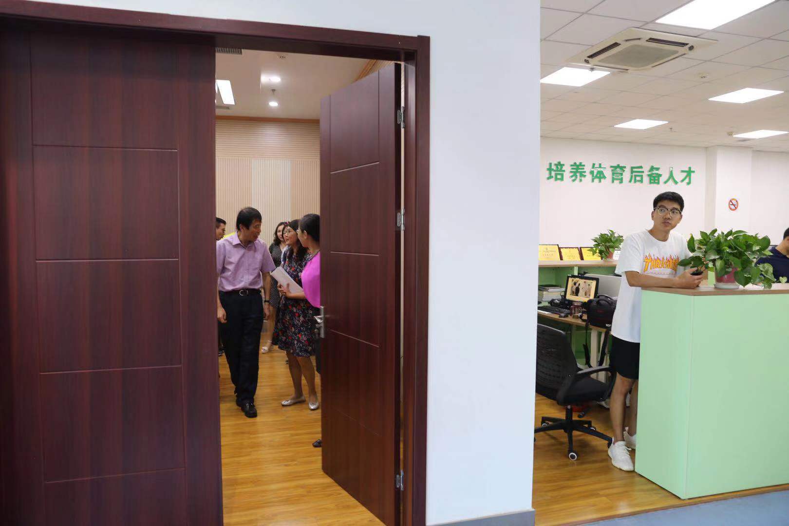 陈戌源金山之行意味深长传递信号要把这件事儿干成了