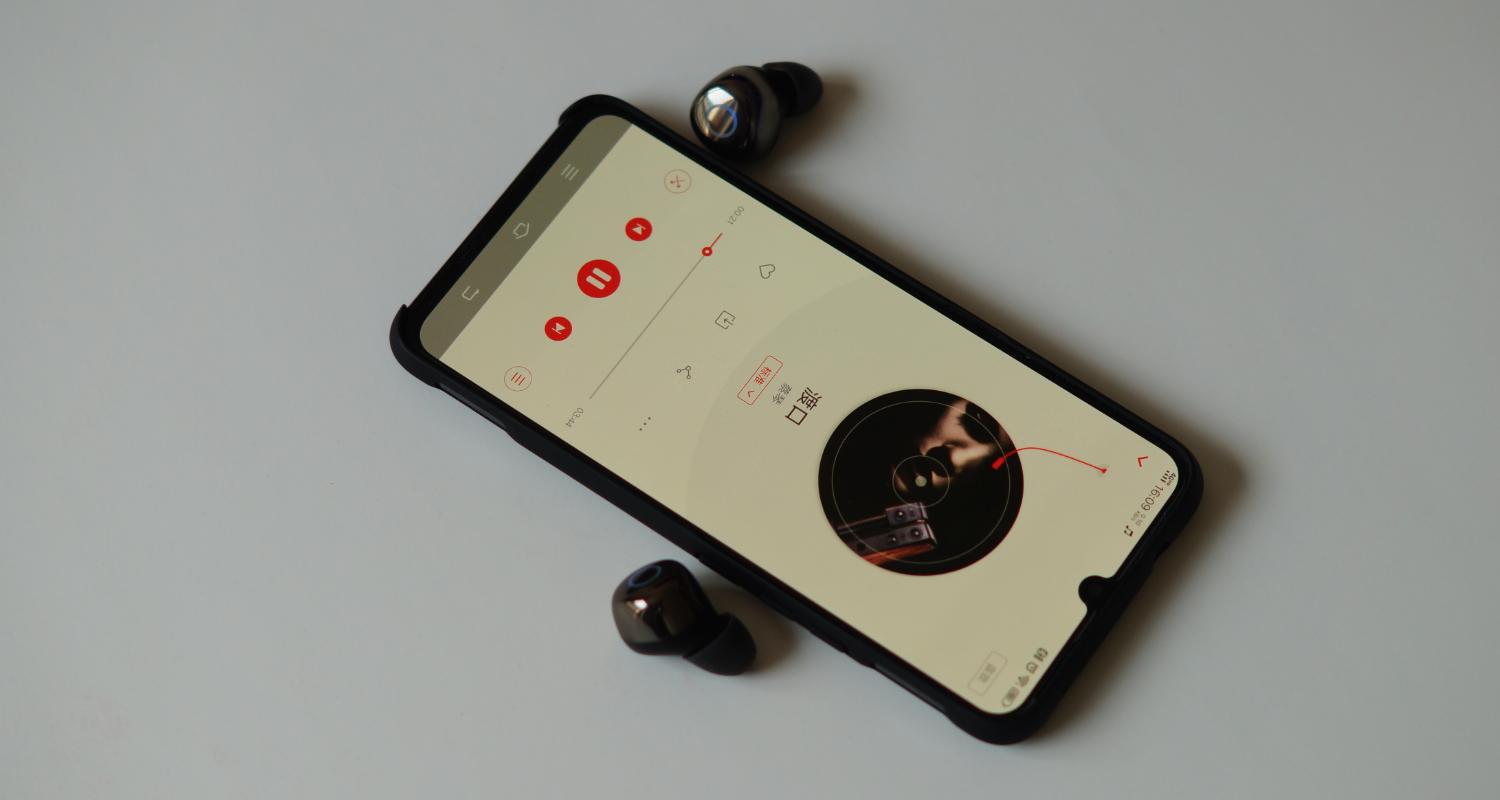 嗨Q*界无**：芒果嗨Q小Q无线蓝牙耳机试用体验