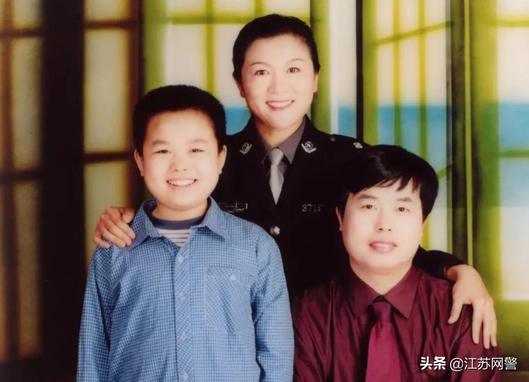 江苏监狱:每一个“不退”的选择,都是一场穿越17年的约定!