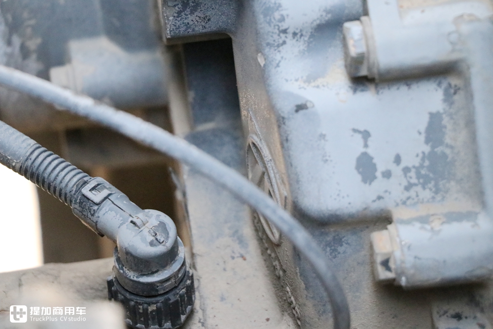 奔驰卡车和北奔,北奔重卡和奔驰一样吗