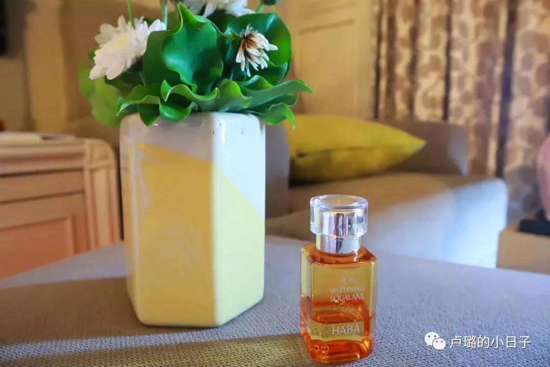 没这10样产品,我根本不敢出门!外出旅行化妆包大公开