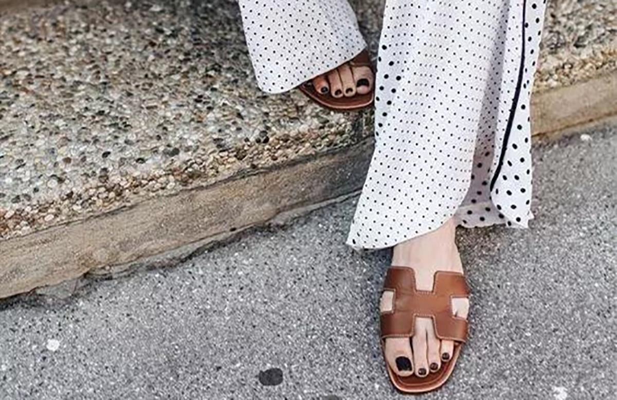 “拖鞋”也能穿着去通勤，可以为夏天准备起来啦