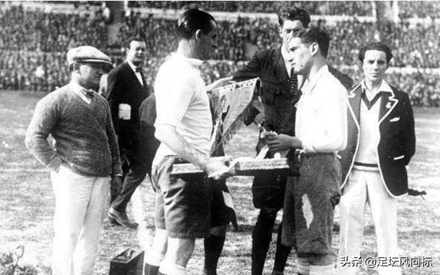 世界足球历史十大最佳进球排名,世界足坛八大进球纪录