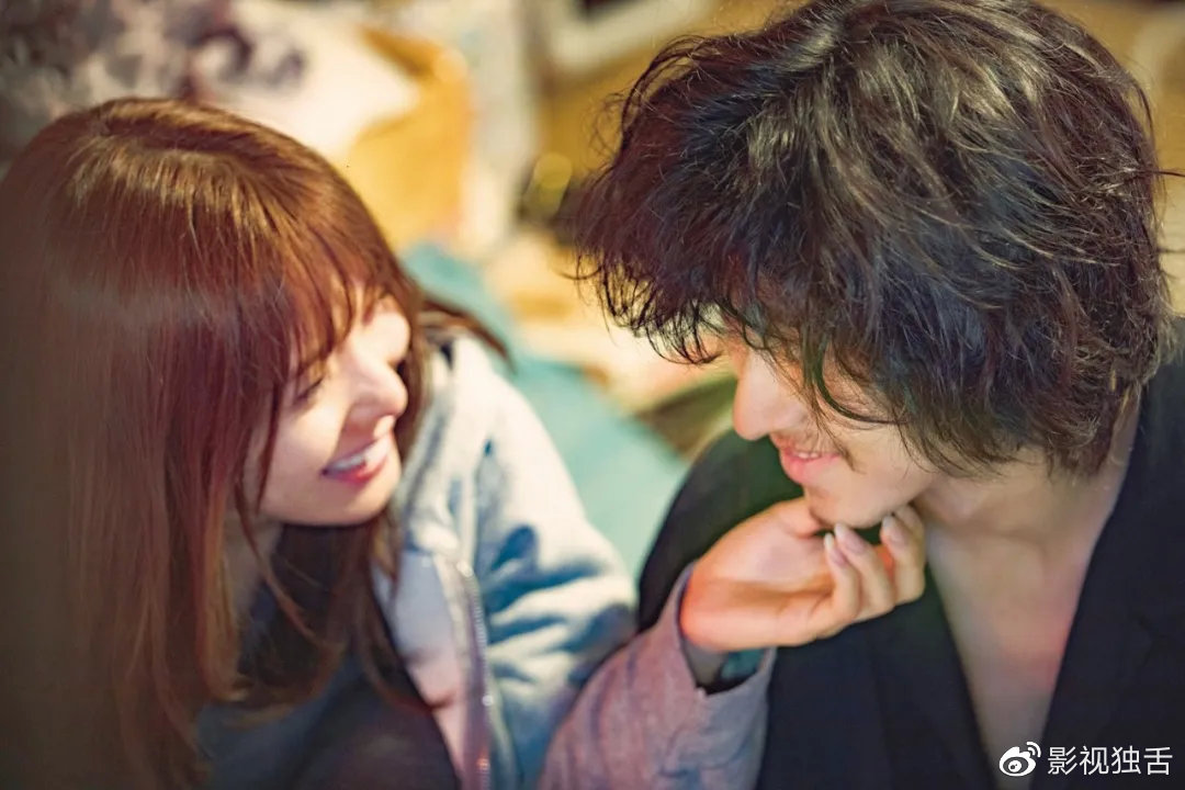 这才是一家三口幸福的模样,这才是一家三口幸福的样子