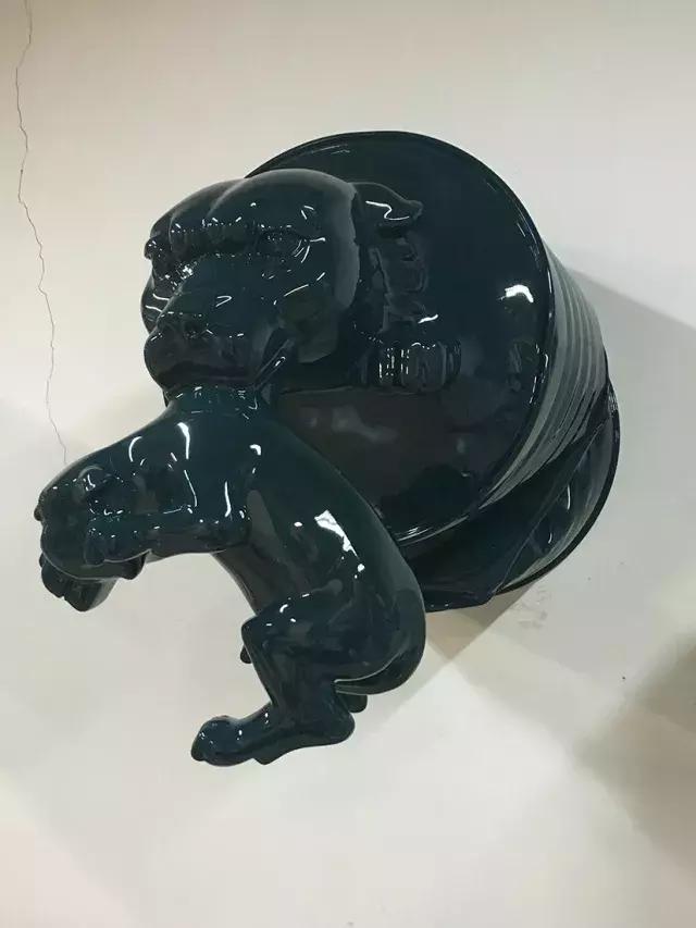 任宏伟|油桶中的褶皱美学