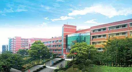 目前重庆直属学校有哪些,重庆直属校和非直属校的区别