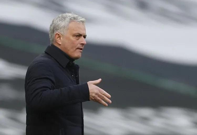 如何看待穆里尼奥下课了,穆里尼奥戏剧性变脸