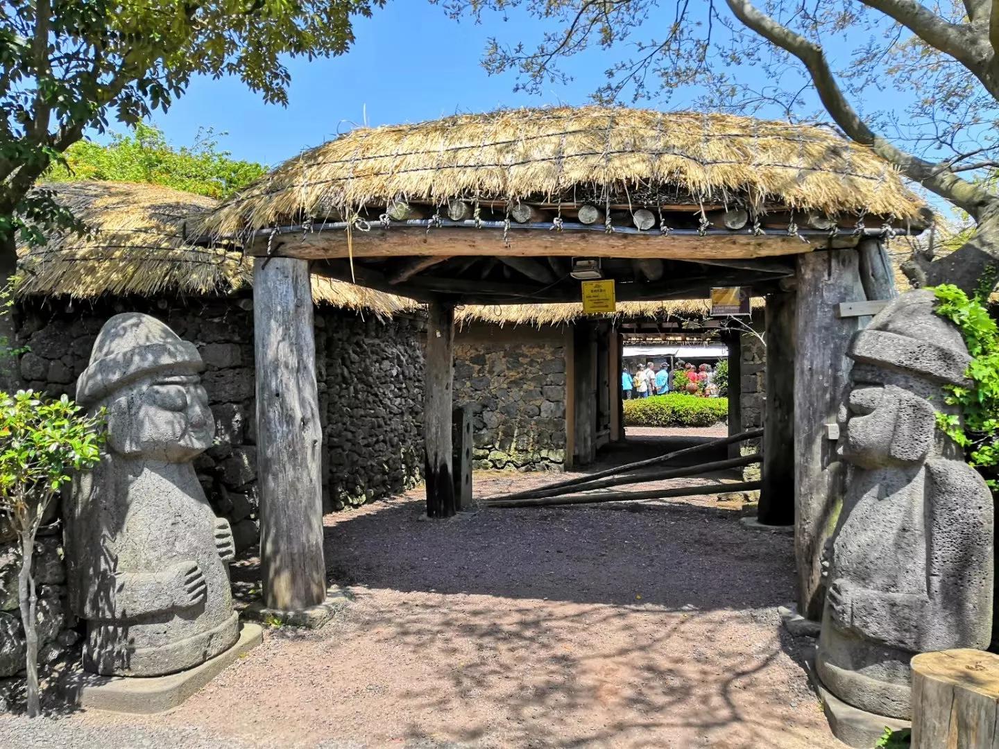 心血来潮去爬山,想去济州岛看海