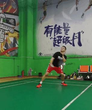 学会这两招没人敢欺负你,一招应对偷发后场球