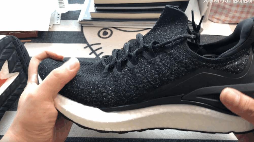 小米运动鞋对比评测,阿迪ultraboost运动鞋耐克