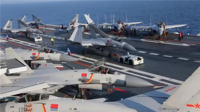 山东舰带了几艘055出海,山东舰航母编队出太平洋