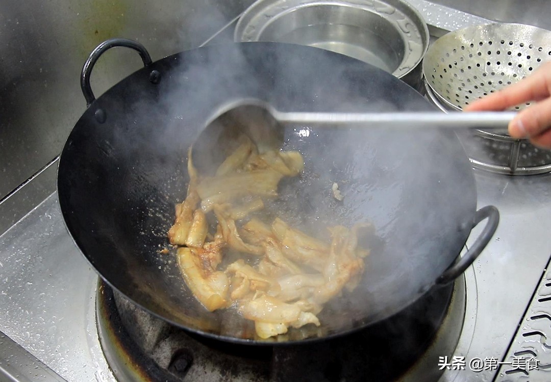 三月龄宝宝日常护理,春天该如何调理肠胃功能