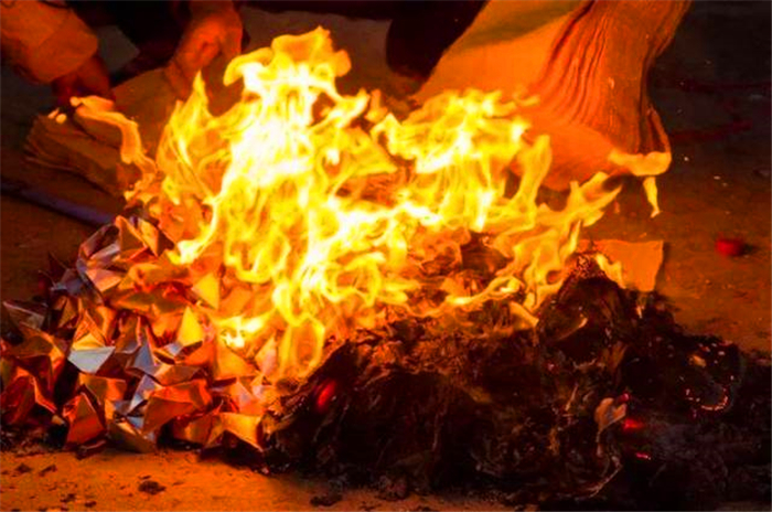 七七丧俗节简介,七七丧俗有什么讲究