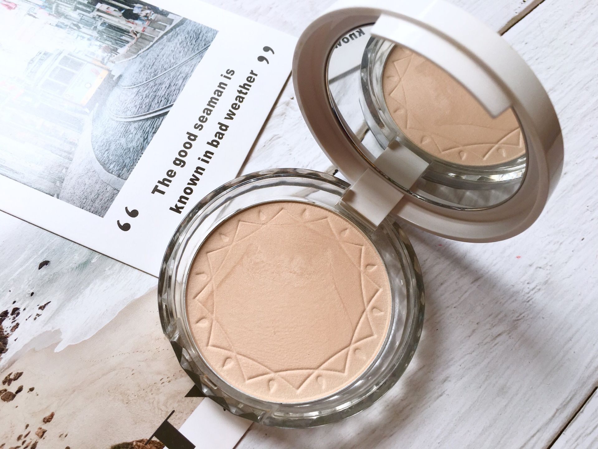 平价定妆粉推荐公认好用,平价好用定妆产品推荐