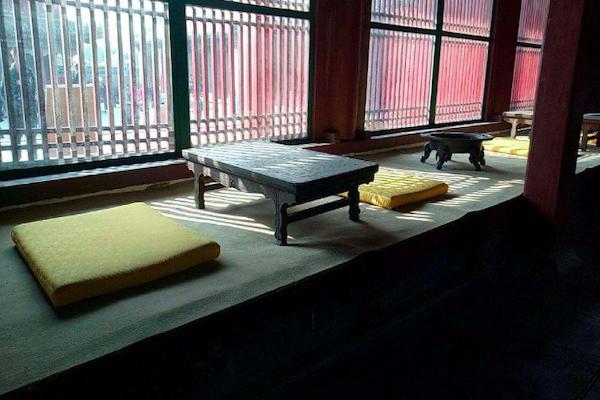 古人用火炕取暖原理,乡下用什么柴火取暖