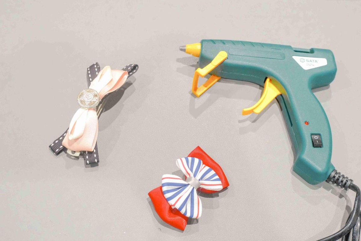 我只动口不动手，手提百宝箱的模范老公立即执行