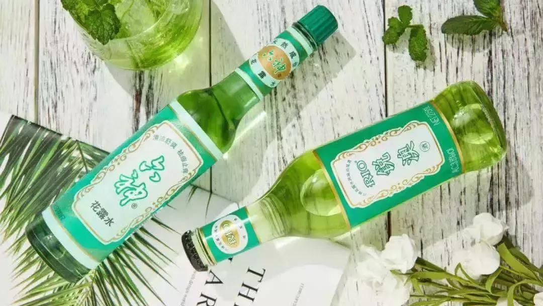 为抢星巴克猫爪杯大打出手？这些大牌的限量款，个个匪夷所思……