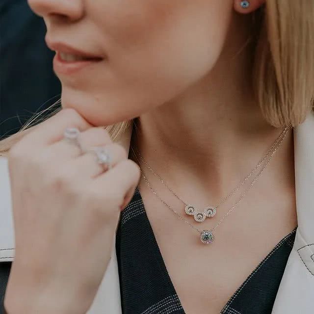 3折！火了125年的施华洛世奇，凭什么让女人无法拒绝？