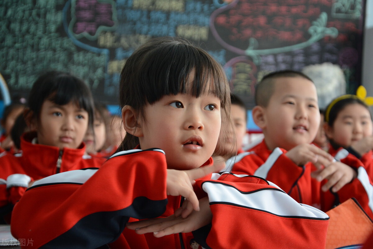 孩子择校公办还是民办,择校和统招有什么区别