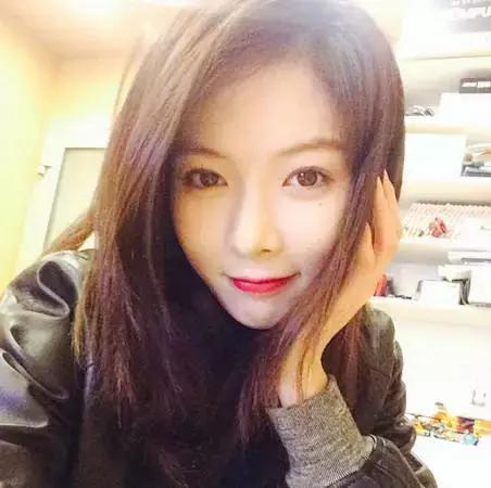 泫雅为什么要丰唇,泫雅太红了怎么办