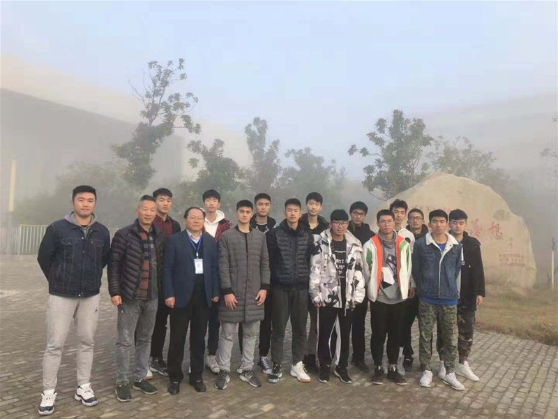 蚌埠二中篮球队在安徽省什么水平,蚌埠二中男子篮球队