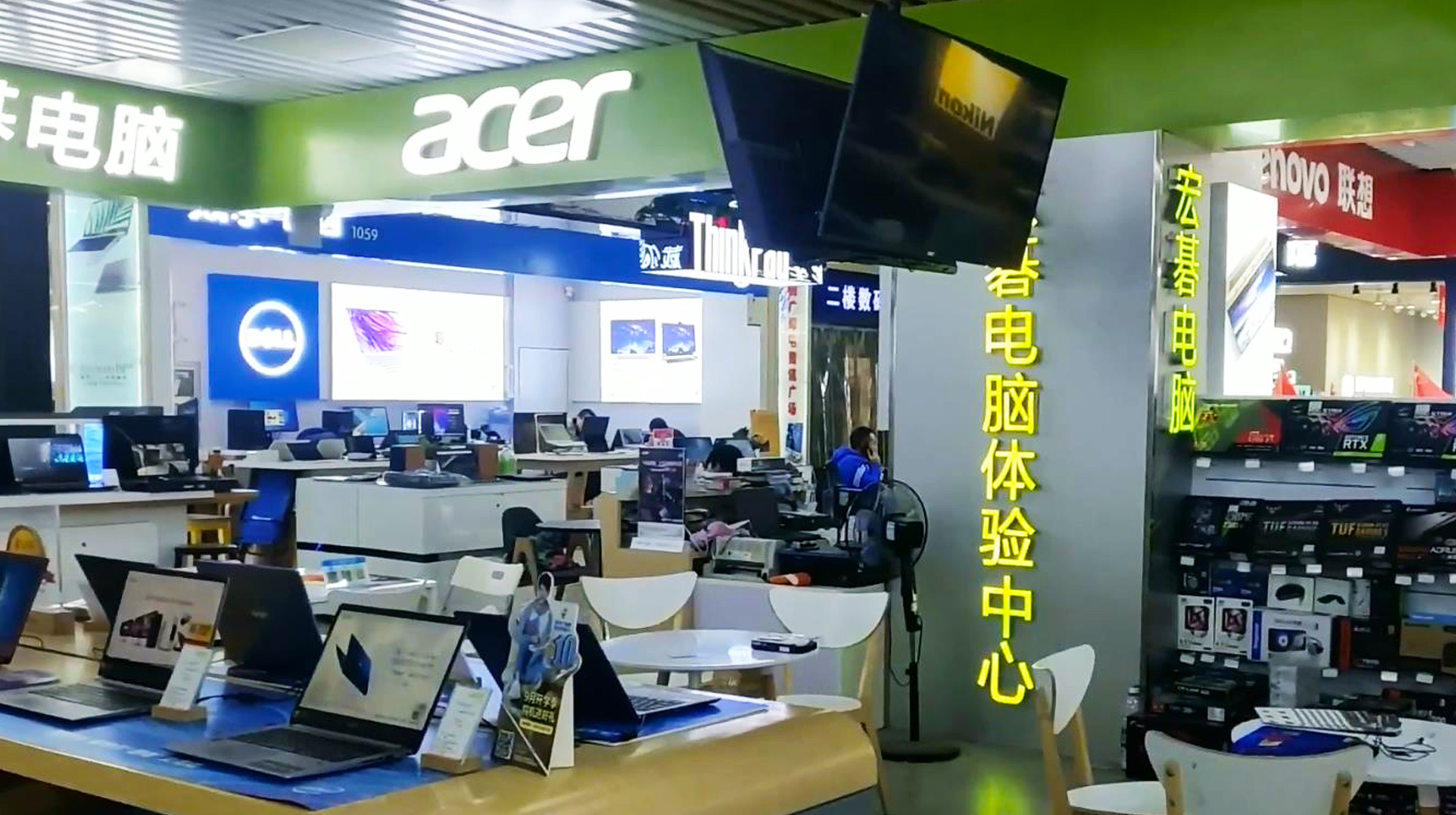 打卡武汉亚洲最大商场,武汉打卡的商场