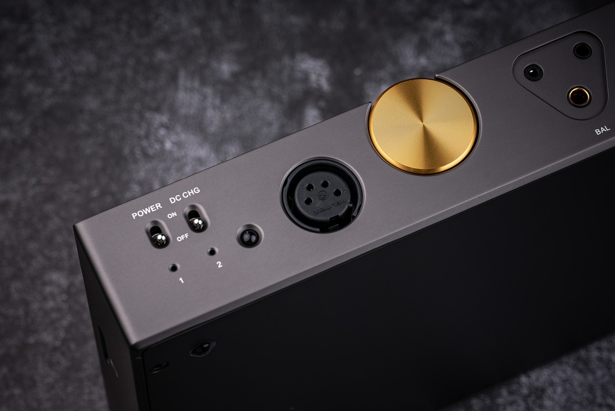 一次对自己的双重超越——QA390LE限量版听感分享&初代数据对比