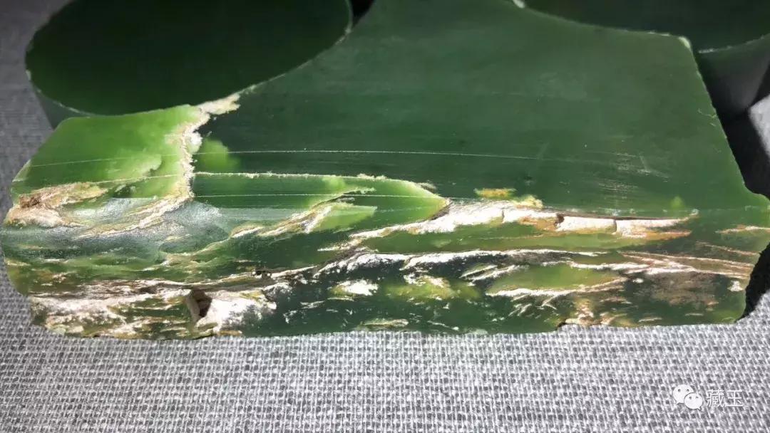 玛纳斯碧玉的优缺点,碧玉如何辨别优劣