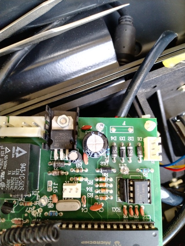 会议室自动升降显示器,会议室显示屏维修