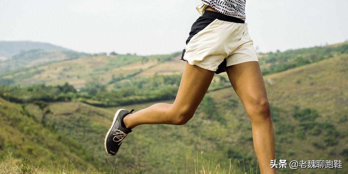 亚瑟士n21和阿迪达斯boost,阿迪达斯boost和态极3.0哪个软