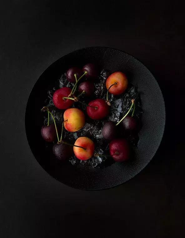 唯美食与爱不可辜负上下句,唯美食和爱不可辜负出自哪里