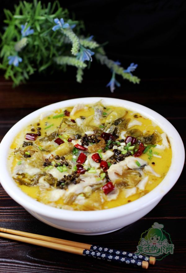 最新正宗的四川酸菜鱼做法,大厨教你做正宗的四川酸菜鱼