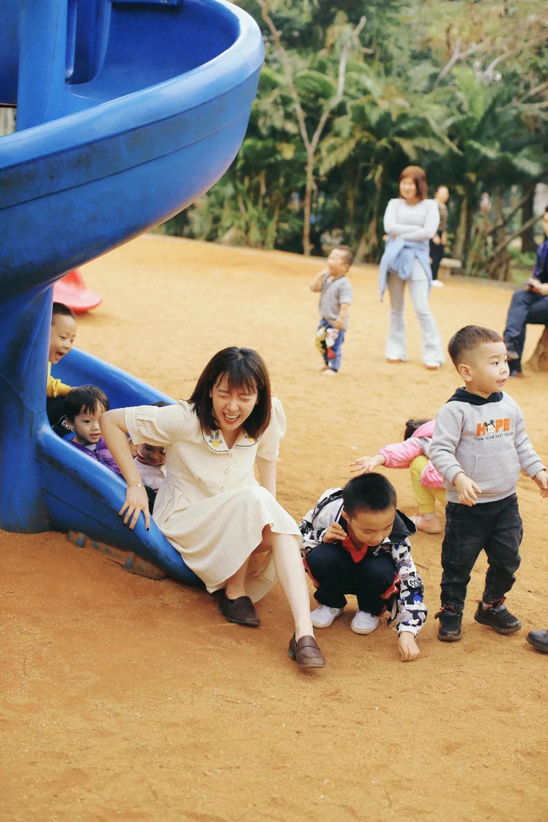 人气最高的女性写真,好看的女生写真推荐