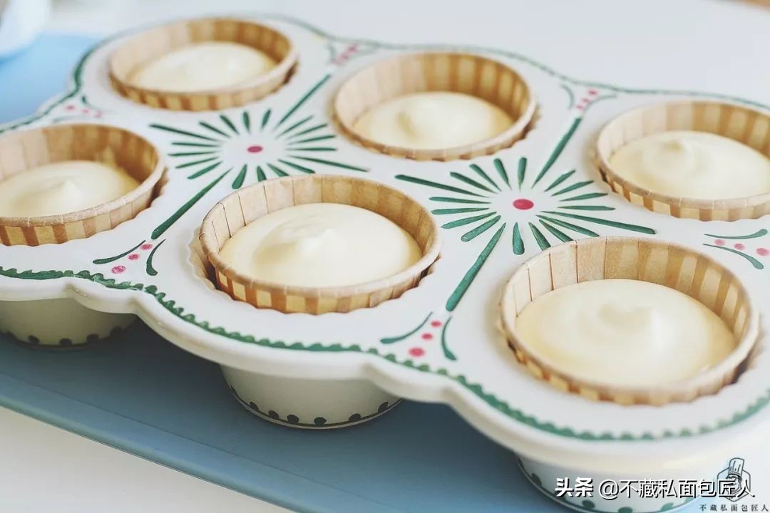 戚风蛋糕消泡是什么原因,戚风蛋糕太绵密是不是消泡了